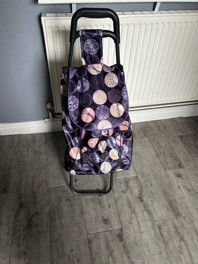 Shopping trolley
