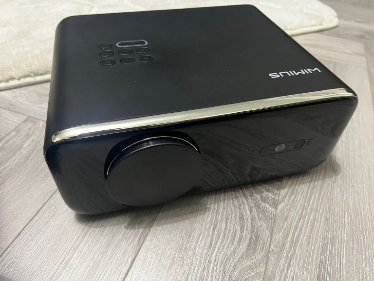 WIMIUS PROJECTOR P62