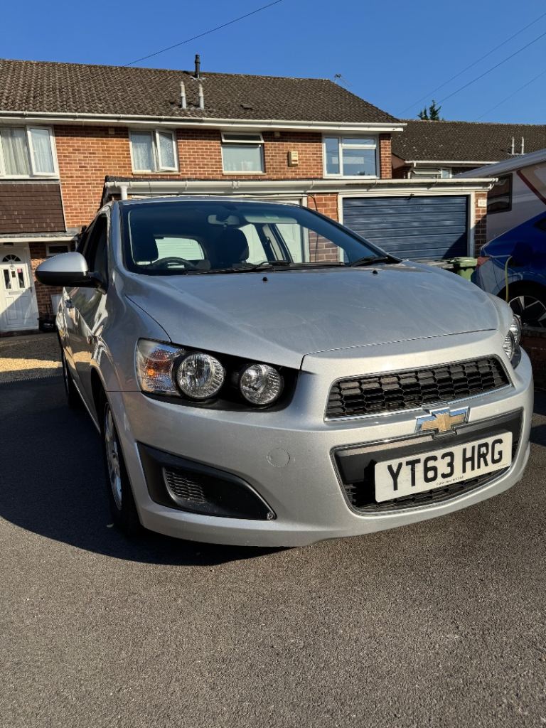 Automatic Chevrolet Aveo 2013 Car