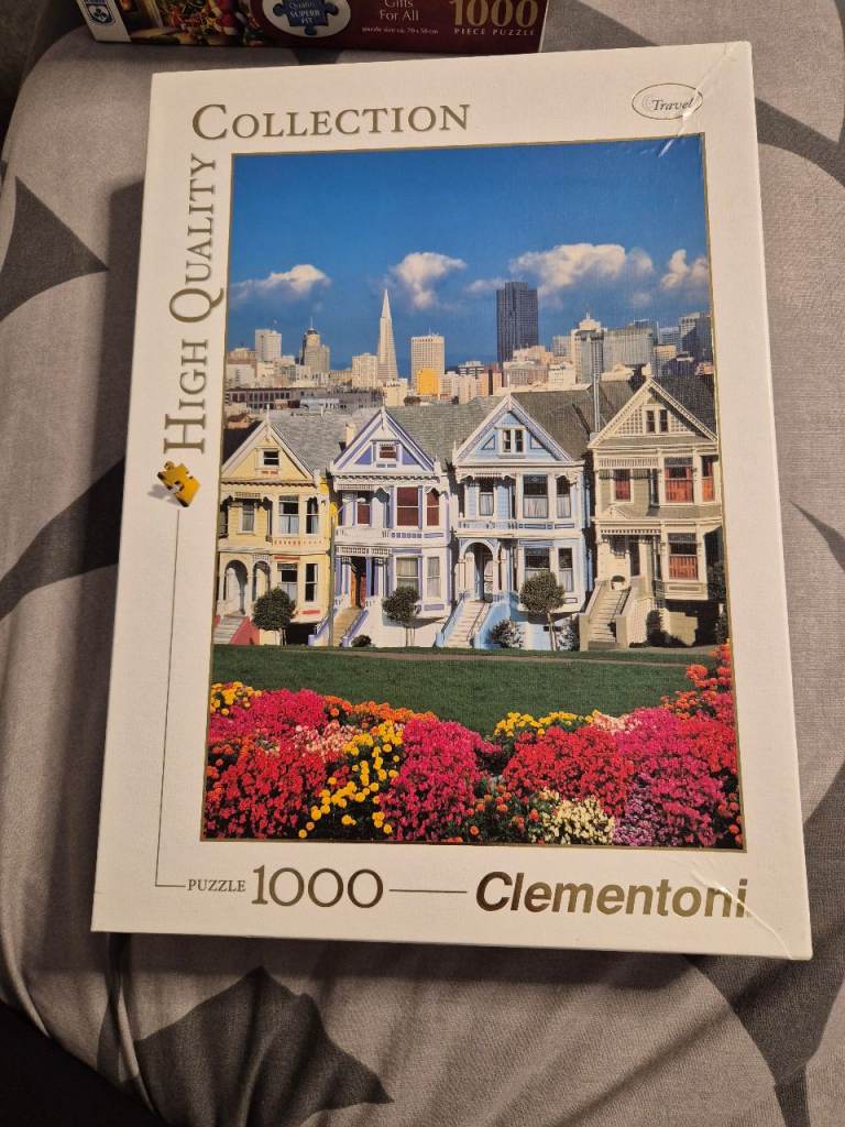 Various 1000 Piece Jigsaw Puzzles – Good Condition £3 each