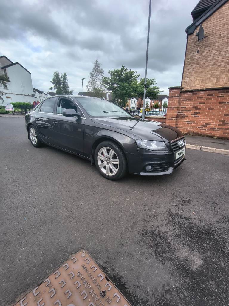 AUDI A4 --FULL YEARS MOT--