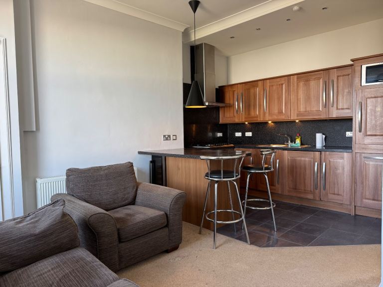 1 Bedroom Flat in Meadowbank for Rent 