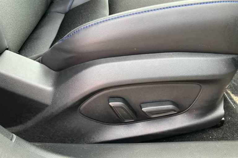 2025 MG MG4 150kW Trophy EV Long Range 64kWh 5dr Auto HATCHBACK ELECTRIC Automatic