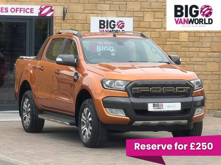Ford Ranger TDCI 200 WILDTRAK 4WD DOUBLE CAB WITH ROLL'N'LOCK TOP