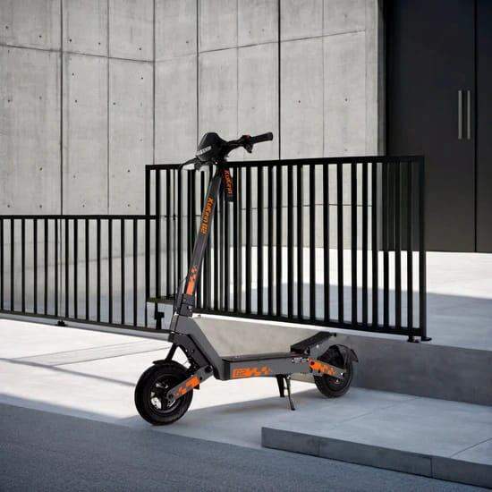 KuKirin G2 Electric Scooter – 600W Motor | 45 km/h Top Speed | 55 km Range | 48V 15Ah Battery
