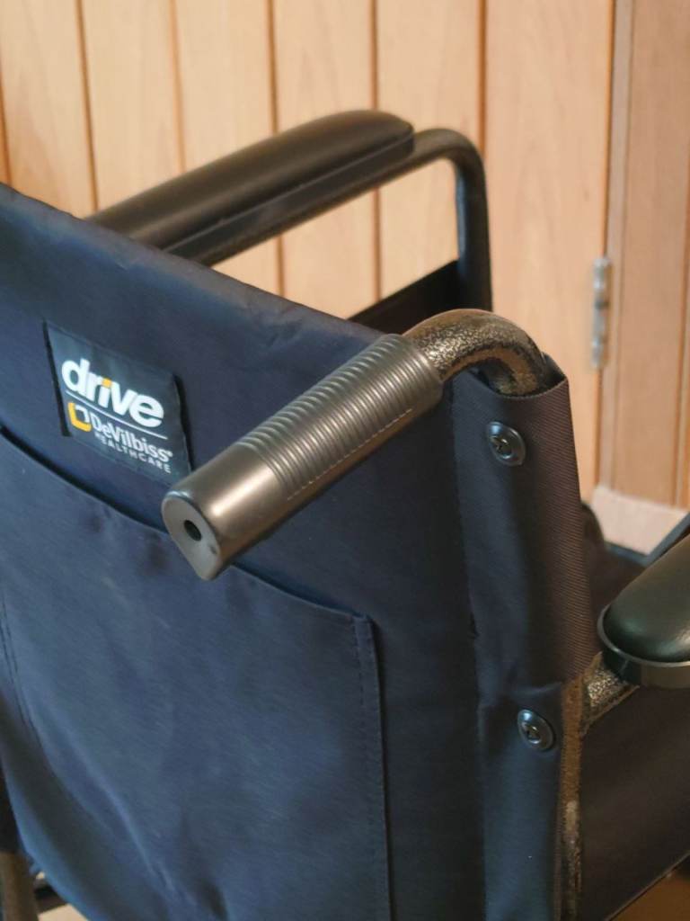 DRIVE DEVILBISS SPORT   WHEELCHAIR 