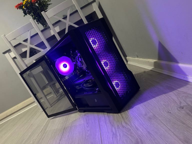 RTX 4070 RYZEN 5 7600