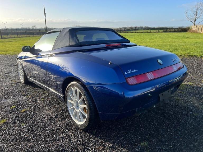 ALFA ROMEO SPIDER RARE 3.0 V6 24V 6 SPEED CONVERTIBLE SPIDER * FULL LEATHER *