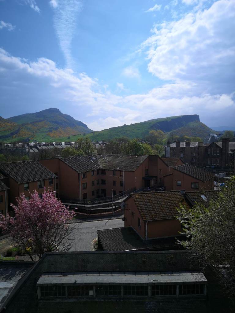 Double bedrooms in upper apartment with views to Holyrood, Abbeyhill EH7