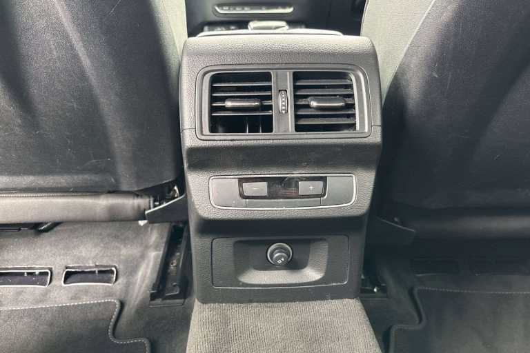 2022 Audi Q5 40 TDI Quattro S Line 5dr S Tronic SUV Diesel Automatic