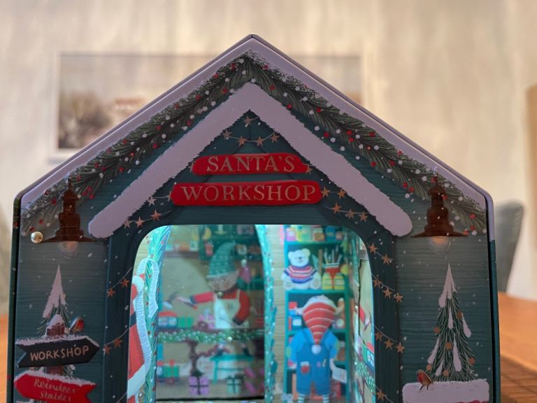 LIGHT UP SANTA MUSICAL WORKSHOP CHRISTMAS DECORATION