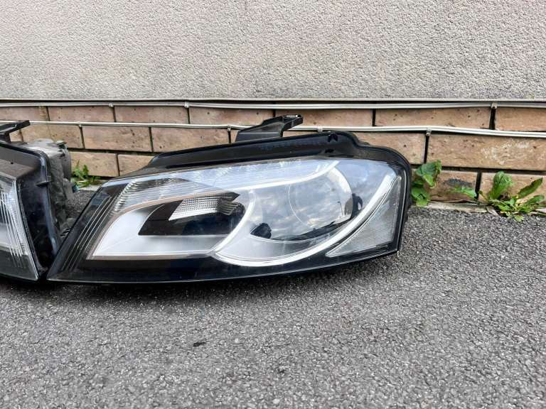 2011 Audi A3 bi xenon LED headlights 