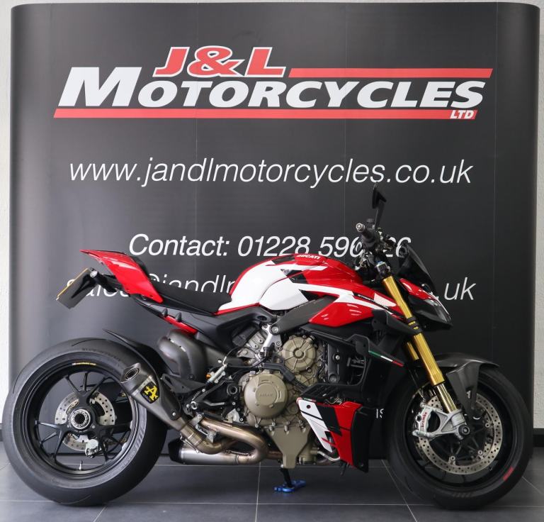 Ducati Streetfighter V4 S