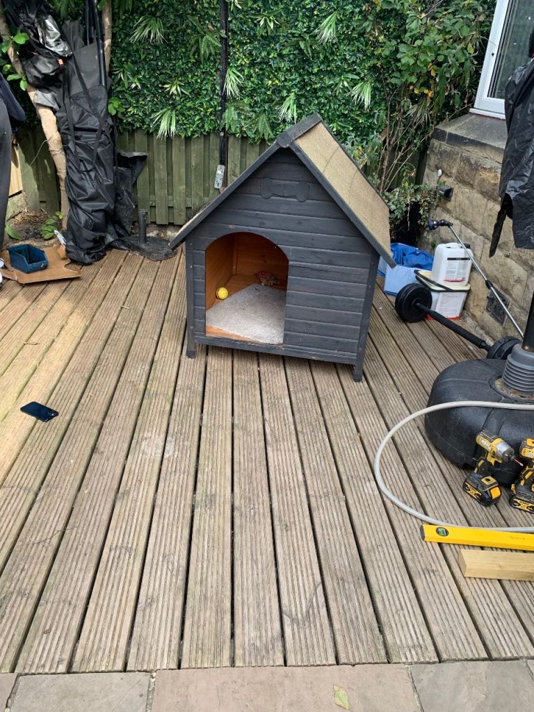 Free dog kennel 