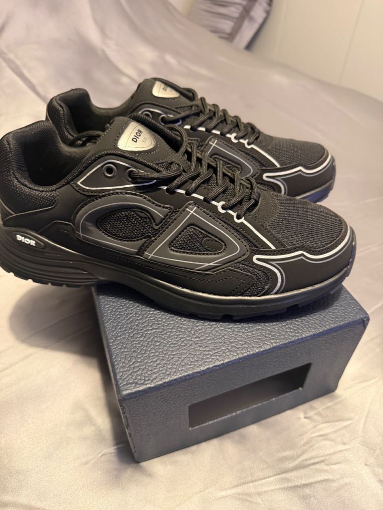 DSQUARED2 Black Trainers – Brand New, UK Sizes8  8 & 9 £60 each Available