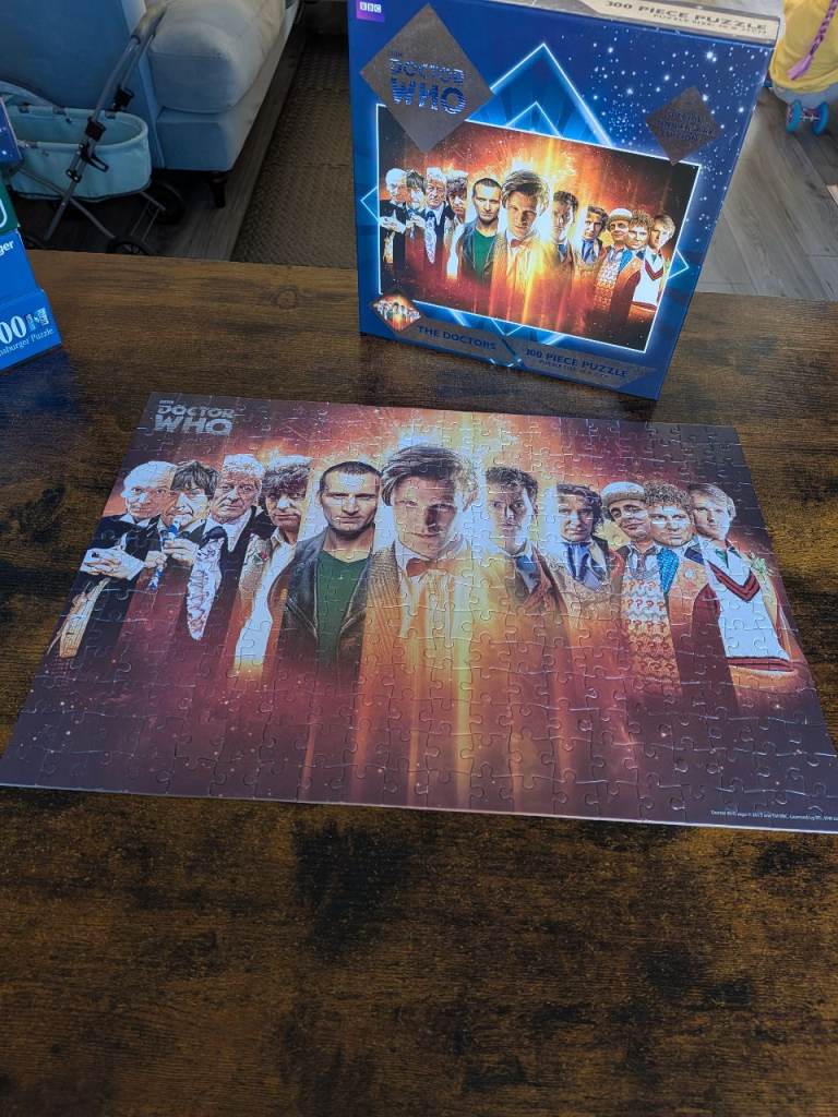 Doctor Who 300 Piece Jigsaw Puzzle – Good Condition