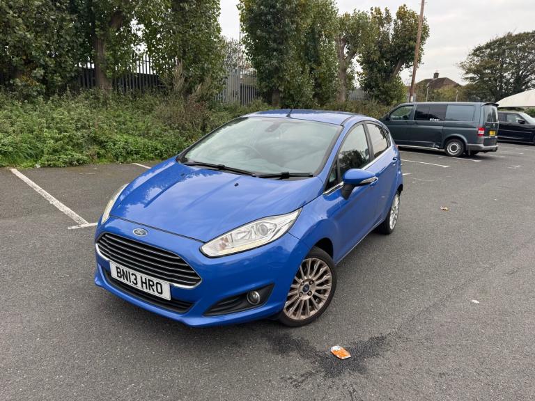 2013 Ford Fiesta 1.5 TDCi Titanium 5dr HATCHBACK Diesel Manual