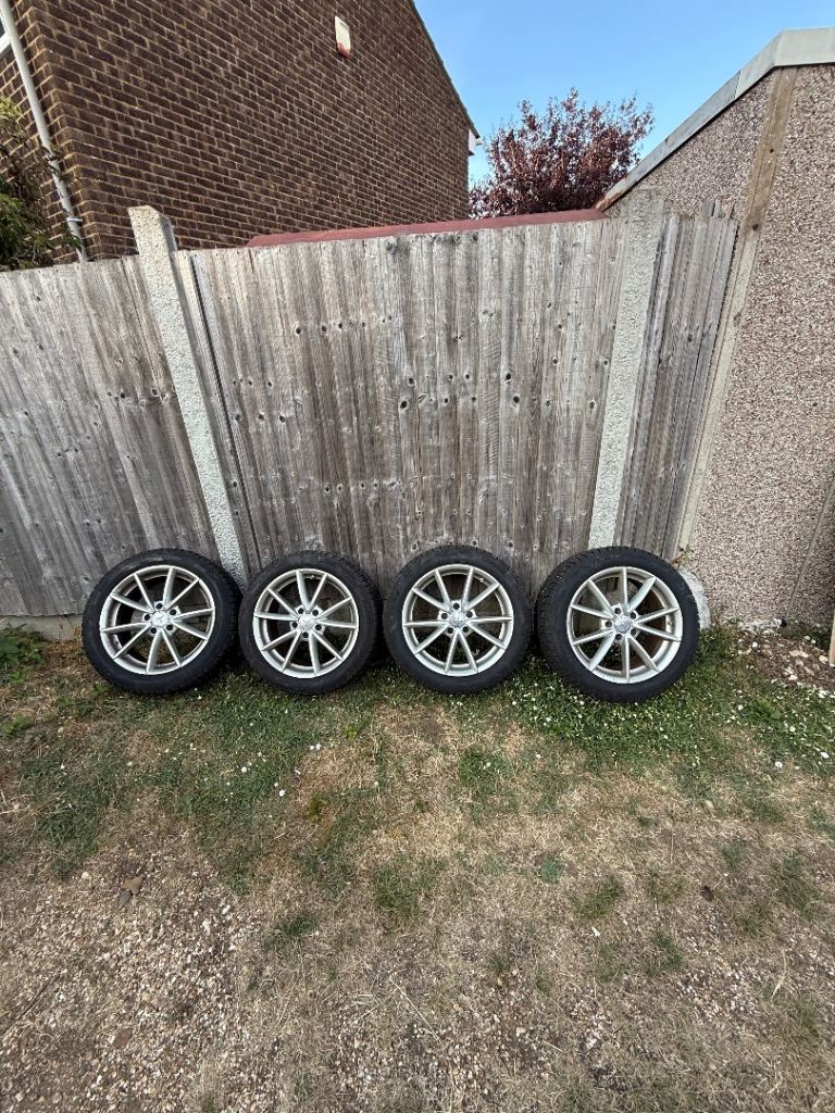 Alloy wheels