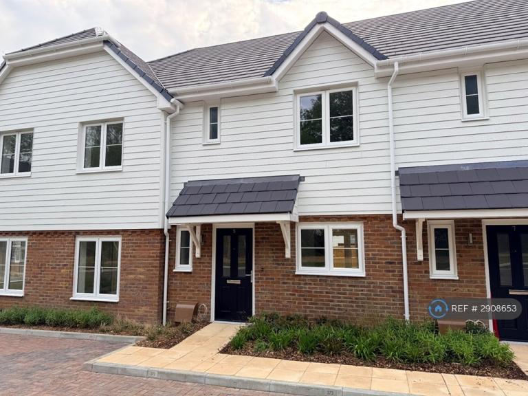 3 bedroom house in Albrighton Crescent, Tonbridge, TN12 (3 bed) (#2908653)