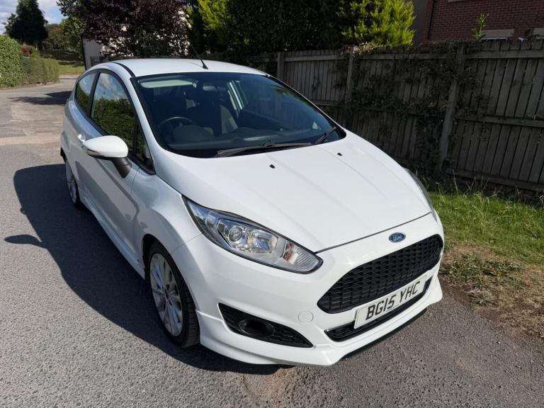 2015 Ford Fiesta 1.0T EcoBoost Zetec S Euro 6 (s/s) 3dr Petrol