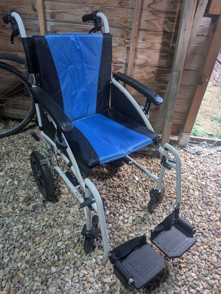 G Logic Excell Wheelchair 