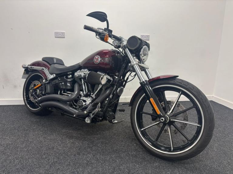 2015 HARLEY DAVIDSON 103 BREAKOUT ** 12 MONTHS MOT - VANCE AND HINES EXHAUST **