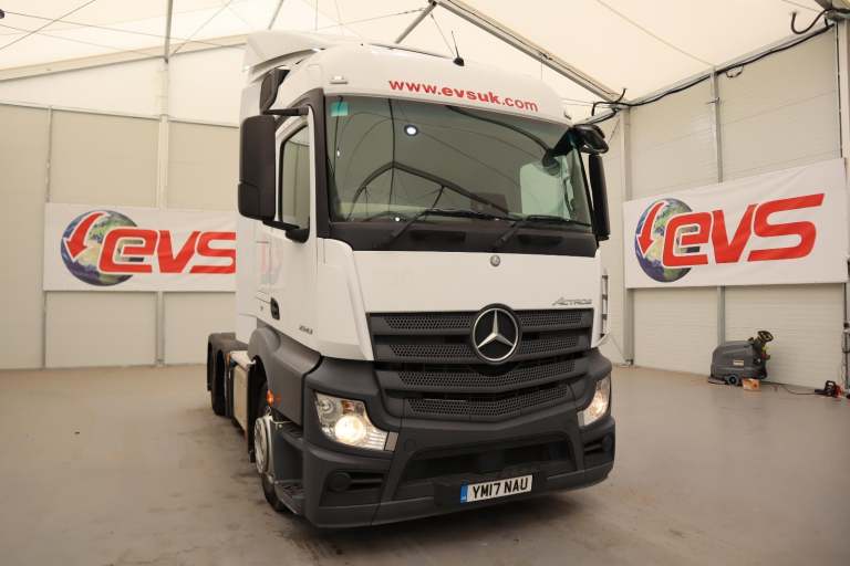 2017 (17 PLATE) Mercedes Benz ACTROS 2543 6x2 Euro 6 Tractor Units