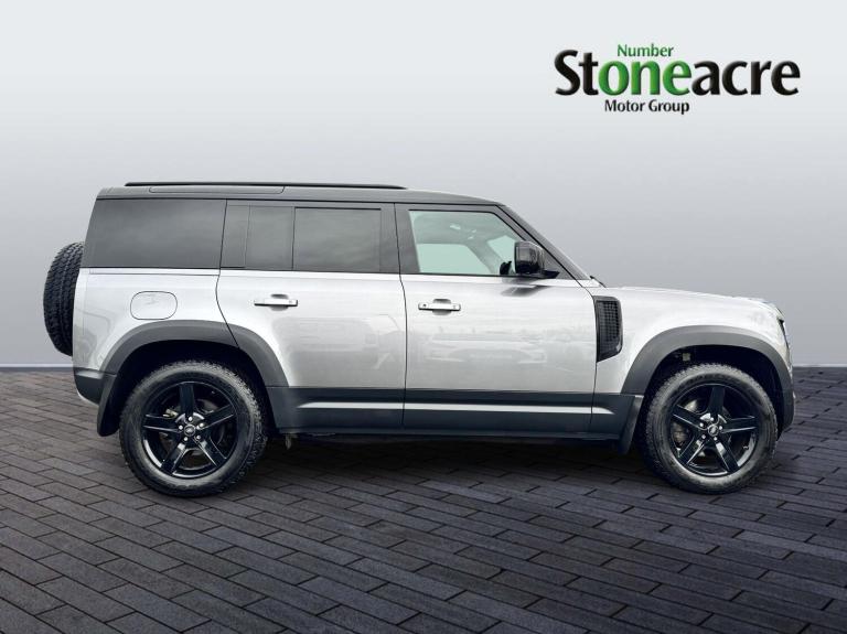 2022 Land Rover Defender 110 3.0 D250 MHEV SE Hard Top SUV 5dr Diesel Auto 4WD MWB Euro 6 (s/s) (...