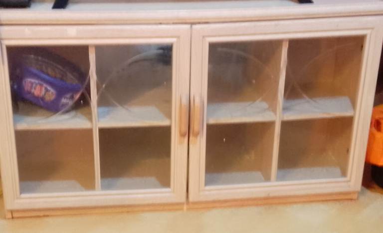 Wooden TV Cabinet 1 of 3 Living room Set