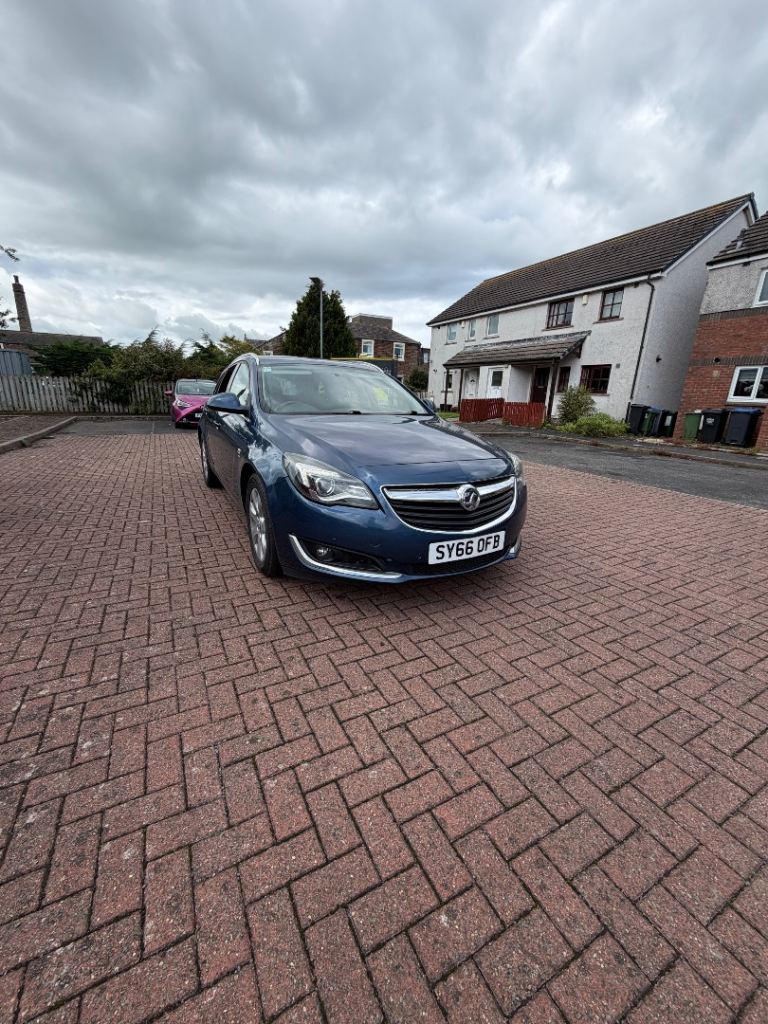 Vauxhall, INSIGNIA, Estate, 2016, Manual, 1598 (cc), 5 doors
