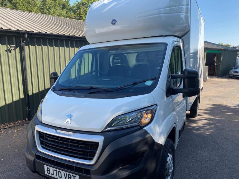 2020 Peugeot Boxer 2.2 BlueHDi Luton 165ps Plus CHASSIS CAB DIESEL Manual
