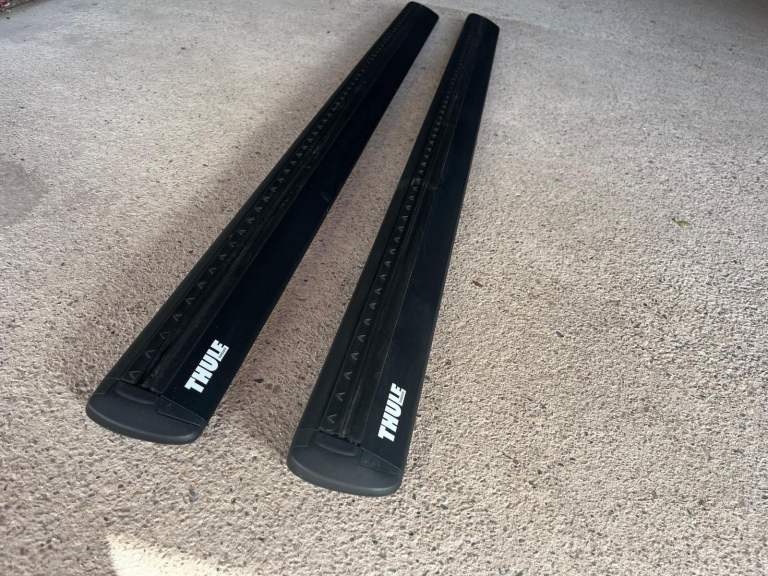 Thule Evo Wing Roof Bars 118cm, Rapid system Foot Pack 753 & Adaptor kit 3028