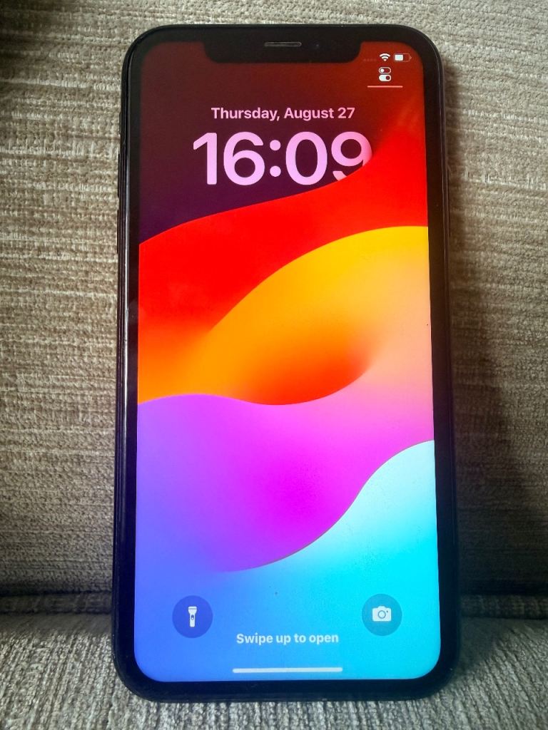 Apple I phone XR 