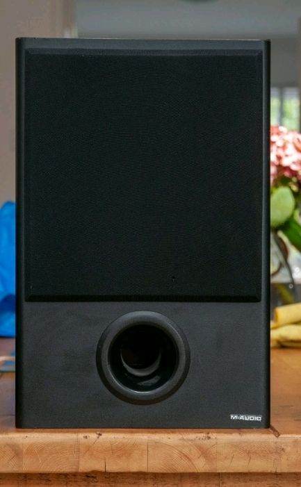  M-Audio Studiophile LX4 subwoofer