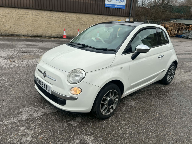 Fiat 500 1.2 lounge.   Long mot, £35 tax very tidy    Great car may px 