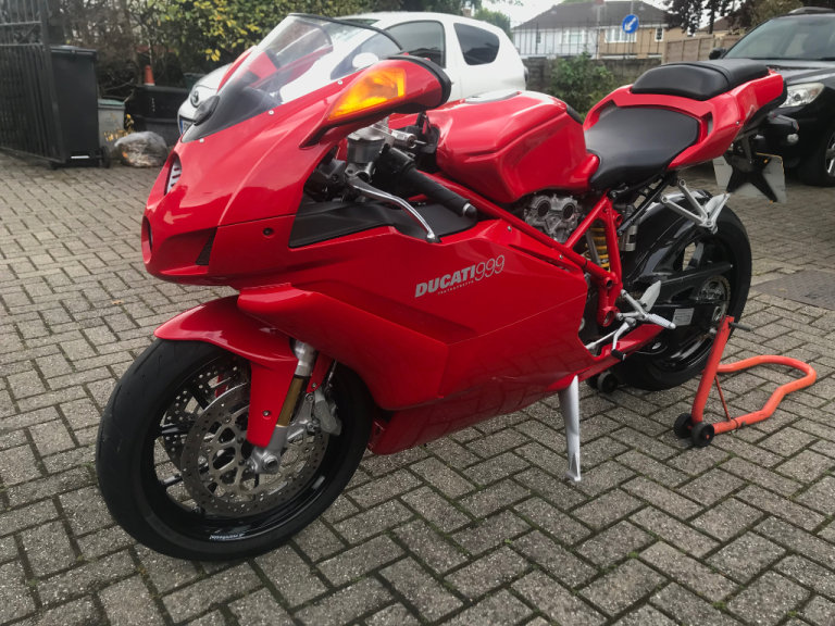 Selling  my Ducati 2005 999 BIPOSTA RED FRAME DEEP SUMP RARE MODEL