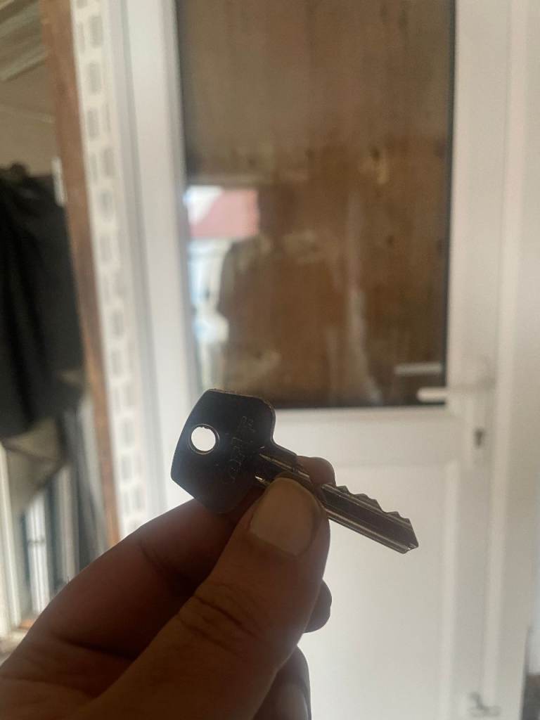 UPVC DOOR 203 x 75 cm - BEAUTIFUL EUROCELL UPVC DOUBLE GLAZED DOOR - ONLY 1 YEAR OLD  (REF: DX202)