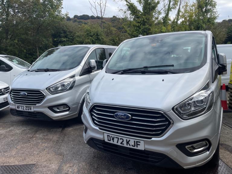 2022 Ford Tourneo Custom 2.0 EcoBlue 130ps L/R 9 Seater Titanium Auto MPV Diesel Automatic