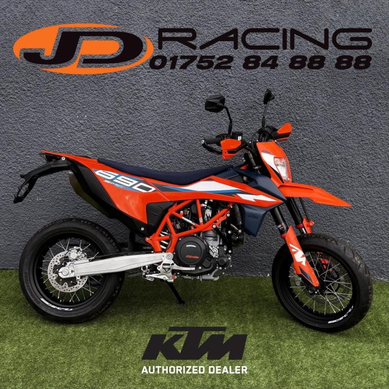 KTM 690 SMCR 