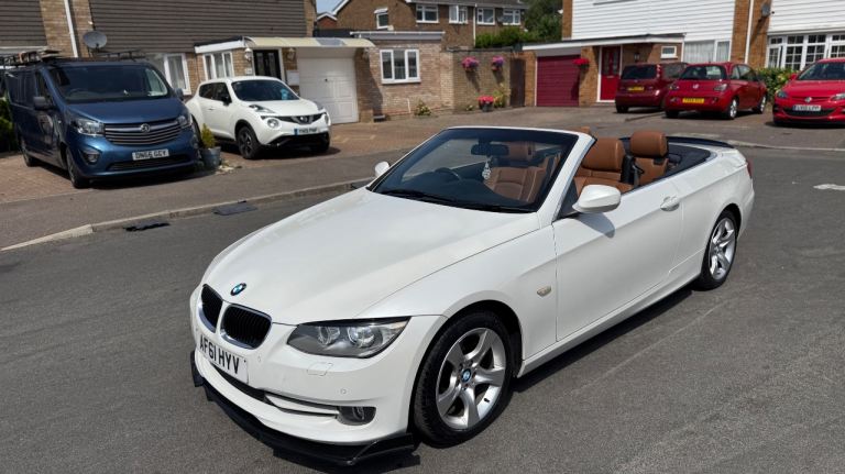 BMW, 3 SERIES, Convertible, 2011, Manual, 1995 (cc), 2 doors