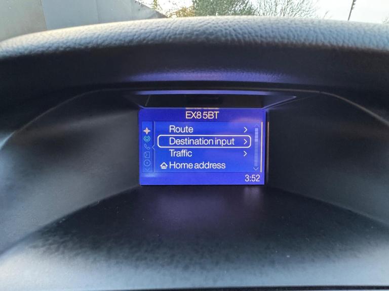 2013 Ford Focus 1.0 125 EcoBoost Titanium Navigator 5dr HATCHBACK PETROL Manual