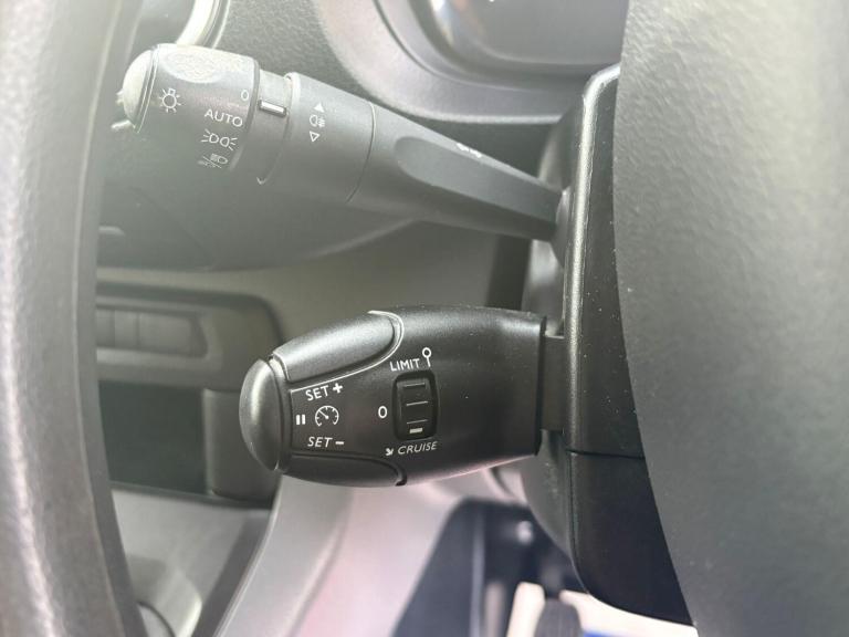 2021 Peugeot Expert 1400 2.0 BlueHDi 120 Professional Van PANEL VAN DIESEL Manual