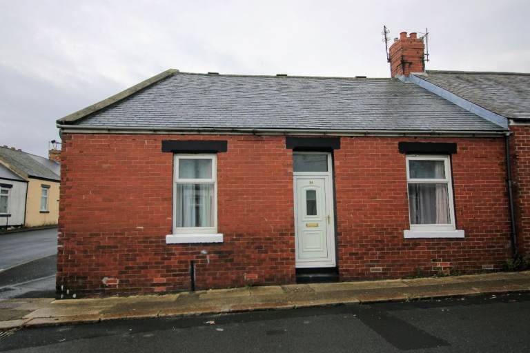 Three bedroom house in Brady Street, Sunderland, SR4