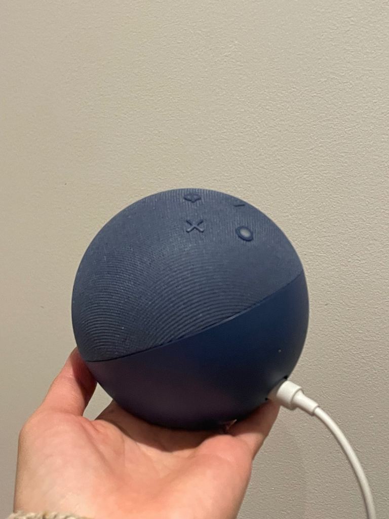 Echodot Alexa wired speaker - blue