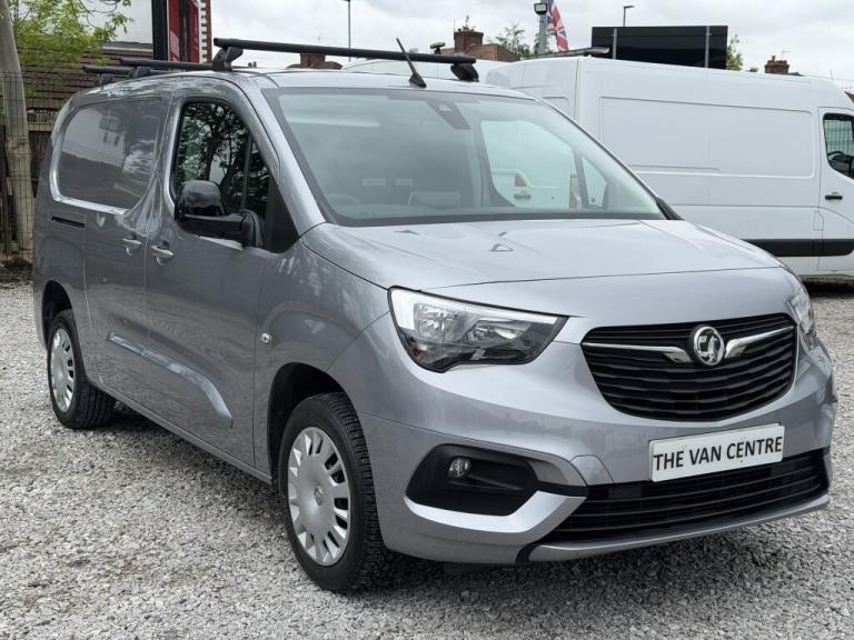 2024 (73) VAUXHALL COMBO CARGO PRO L2 H1 (LWB) 1.5 2300 **ONLY 39,000 MILES** 