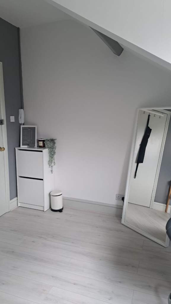 Office/Beauty Studio to let 