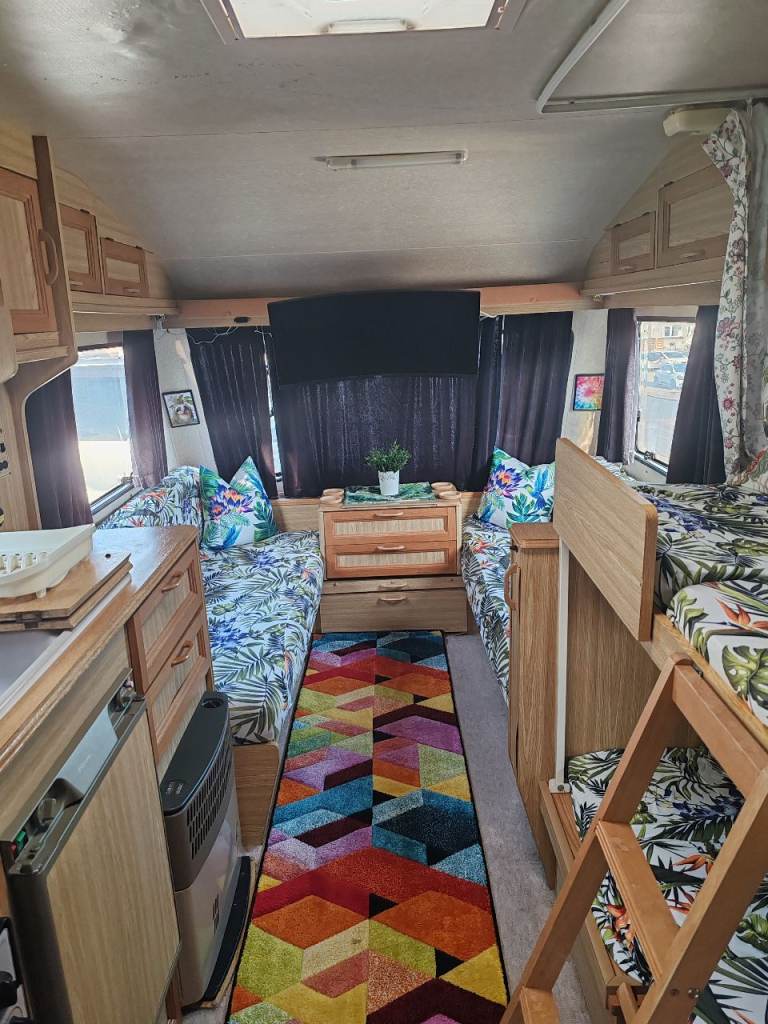 Touring caravan 