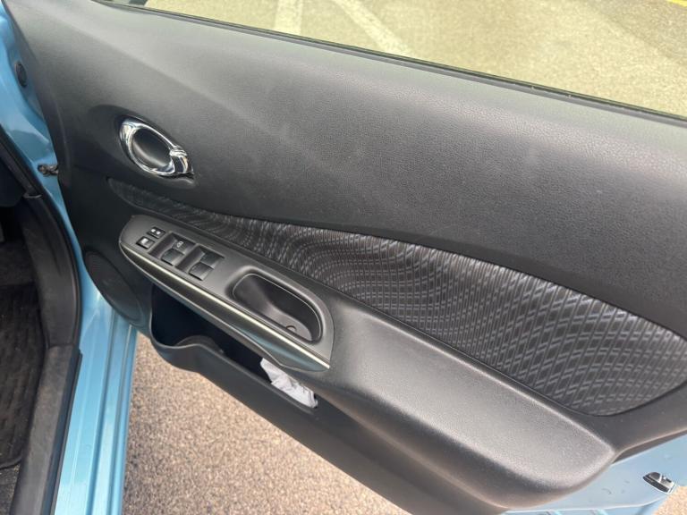 2024 Nissan Note Puredrive  HYBRID ELECTRIC Manual