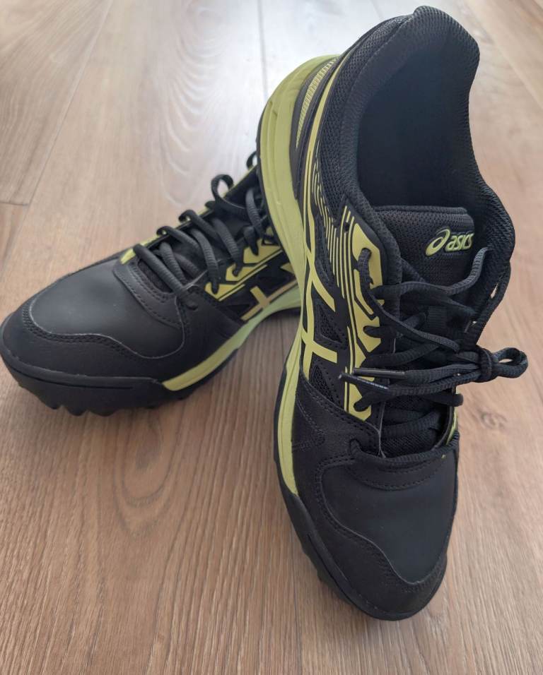ASICS GEL-LETHAL FIELD 1111A200 Black Glow Yellow Hockey Shoes