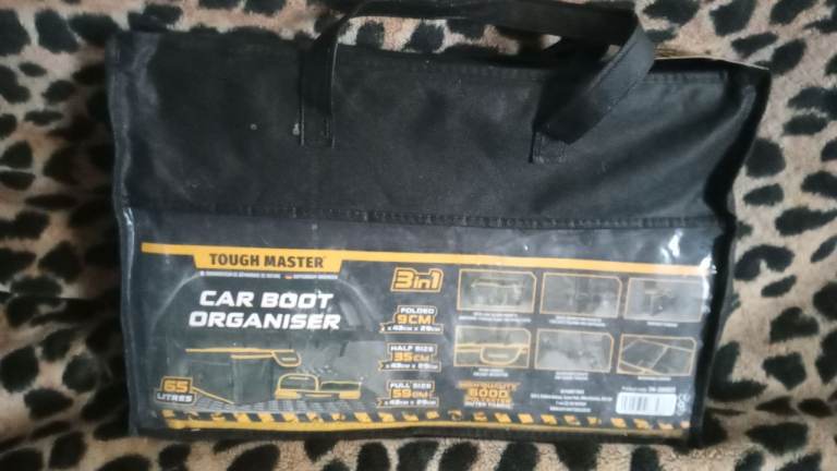 Car boot organiser new £25